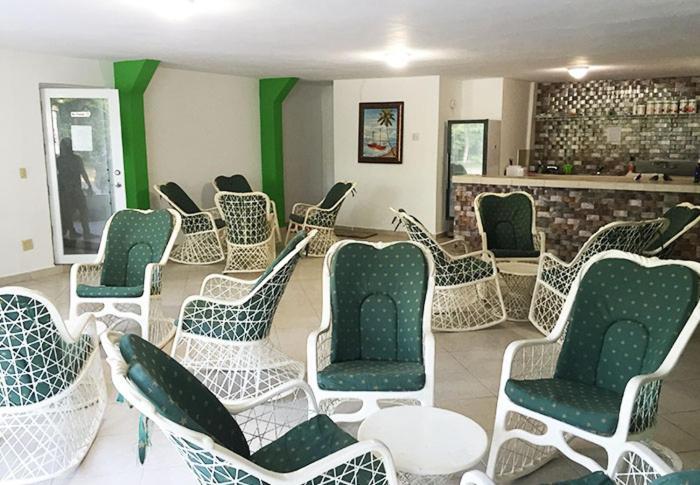 Levimar Guest House Levittown Exterior foto